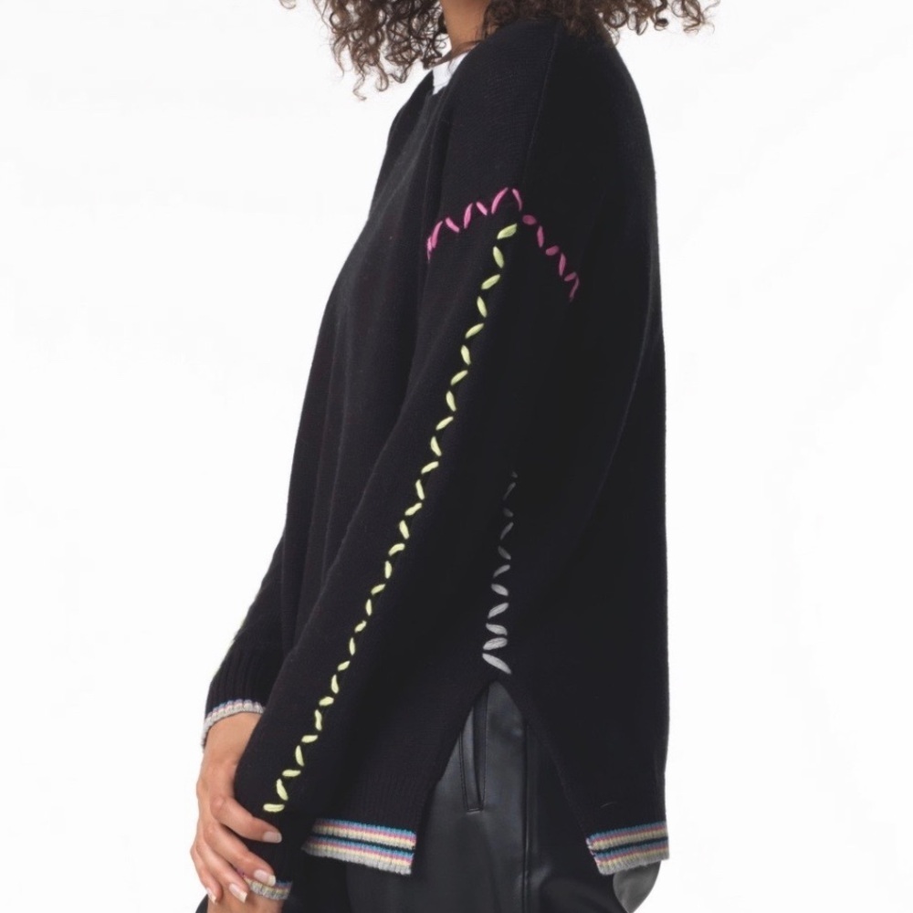Zaket & Plover Cotton & Cashmere Thread
Detail Sweater